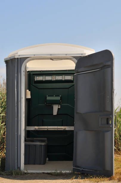 Portable Toilet Options We Offer in Brook Park, OH